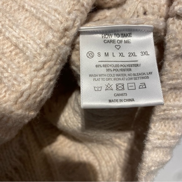 Girl Crush Sleeveless Cable Sweater Vest / Beige / XS - Picture 5 of 11